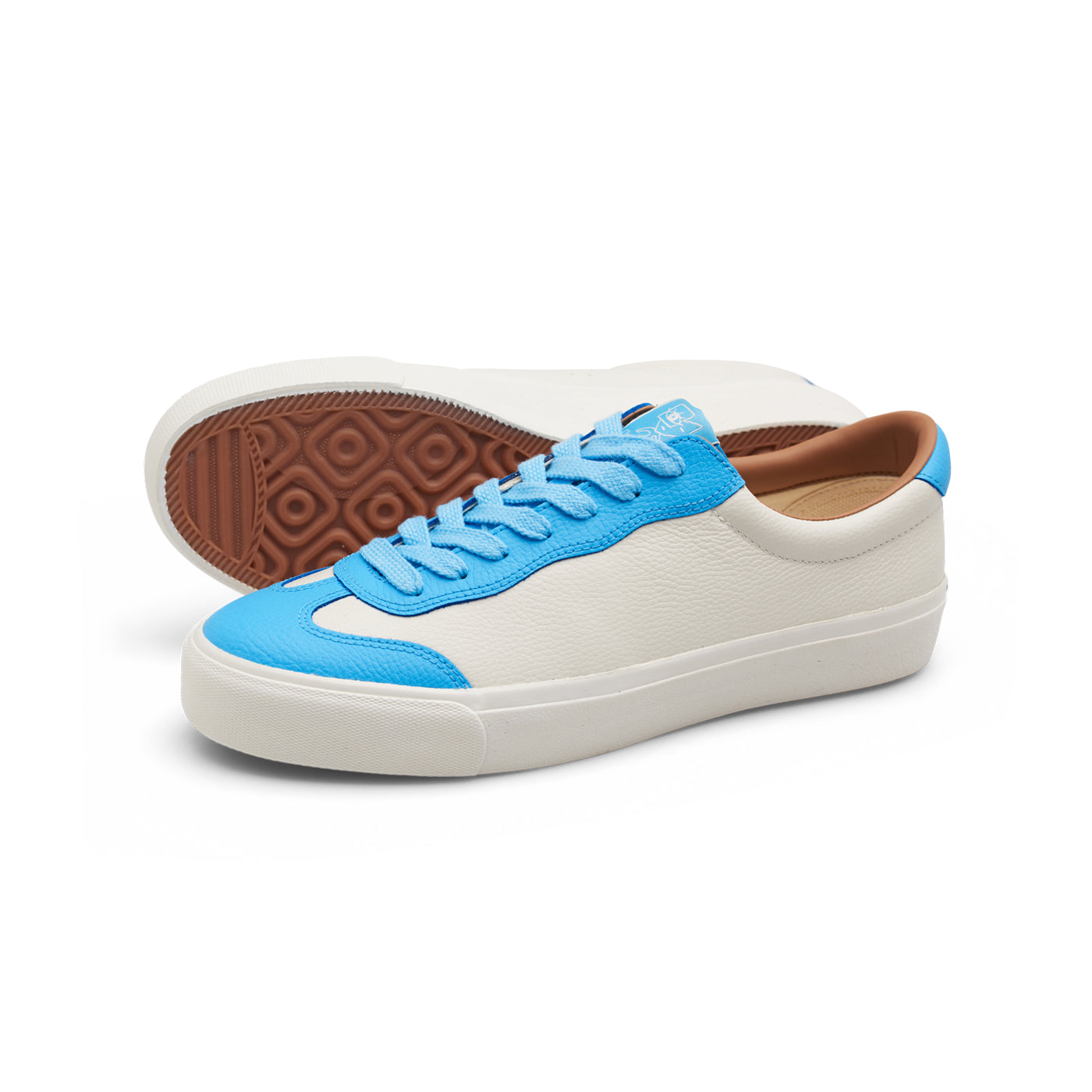 VM004 Milic Leather (Light Blue/White)
