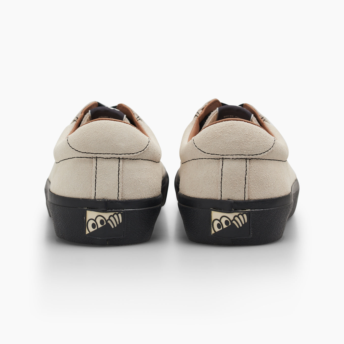 VM001 LO Suede (White/Black/Black)