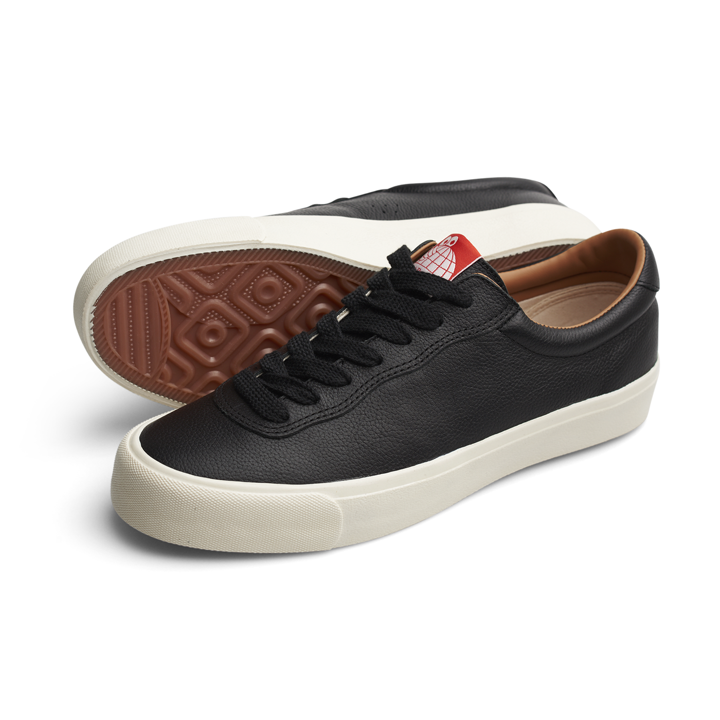 VM001-Leather LO (Black/White)