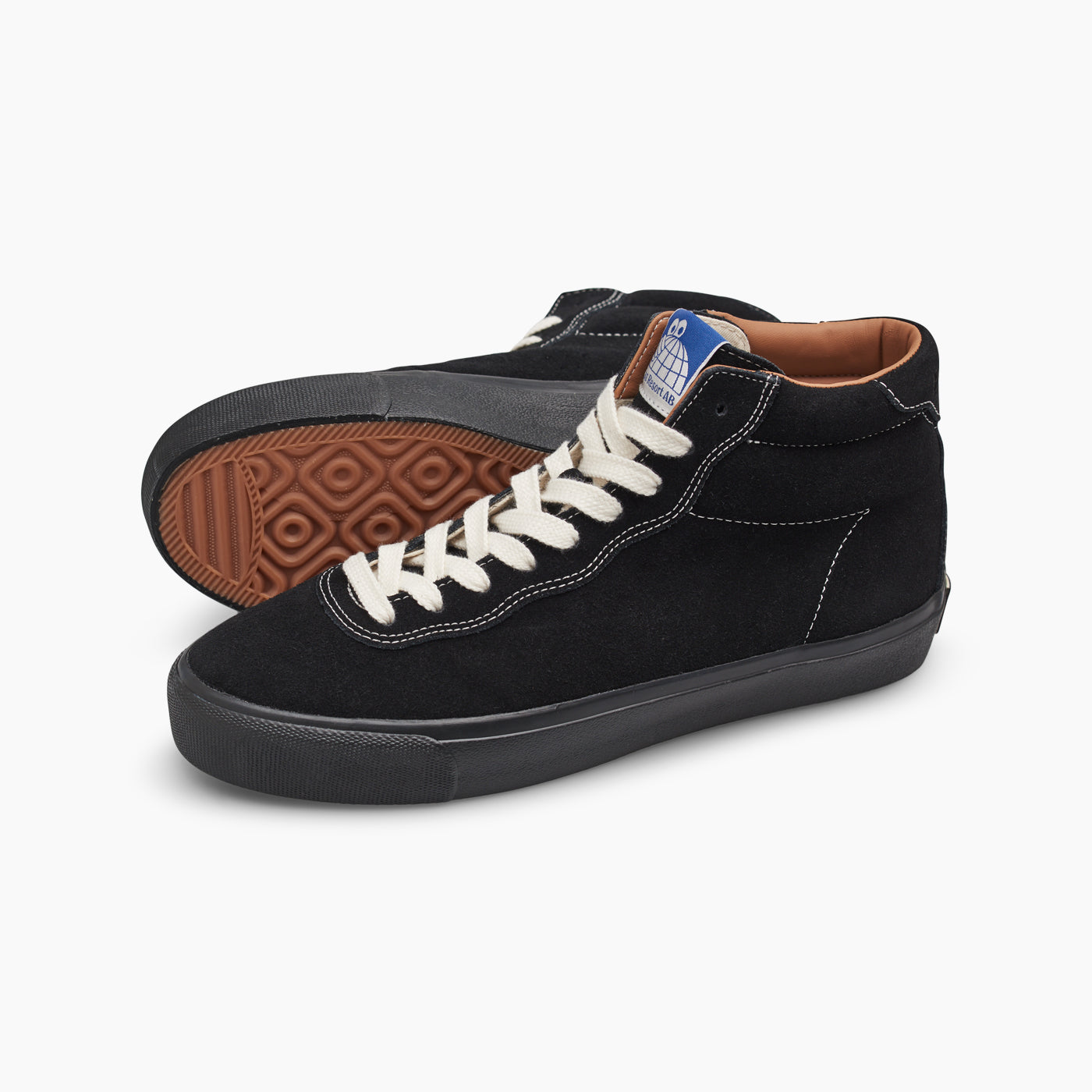 VM001 HI Suede (Black/White/Black)