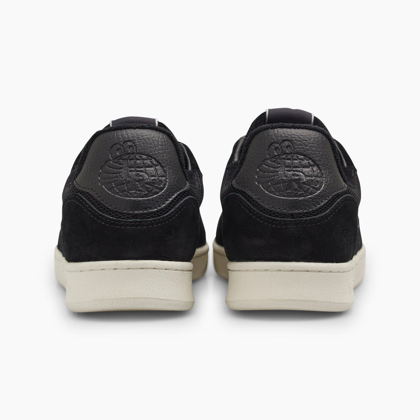 CM002 LO (Black/White)
