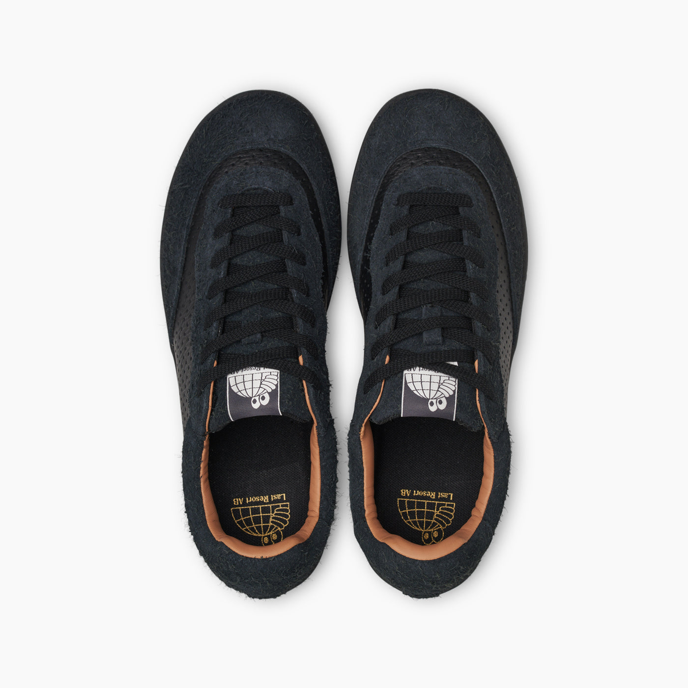 CM001 Perf (Black/Black)