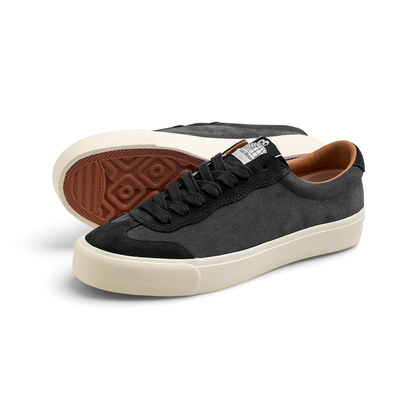 VM004-Milic Suede (Black/Graphite/White)